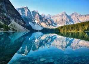 Canada travel package featuring domestic destinations and scenic experiences